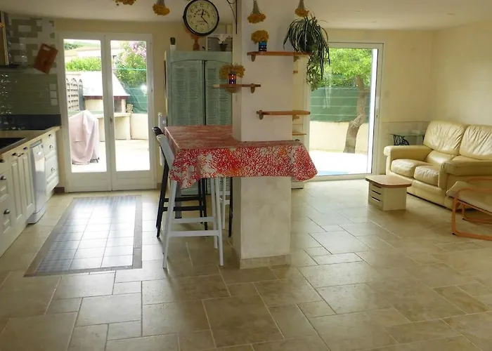 Evasion A Villa Sète